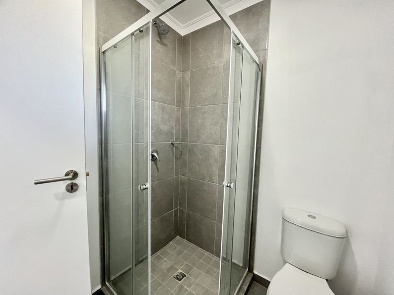 Brand-New Top Floor Living in Sheffield Hills - Photo 7