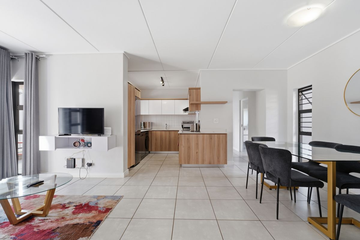 NEW SOLE MANDATE | Modern Coastal Living with Exceptional Lifestyle Amenities - Photo 4