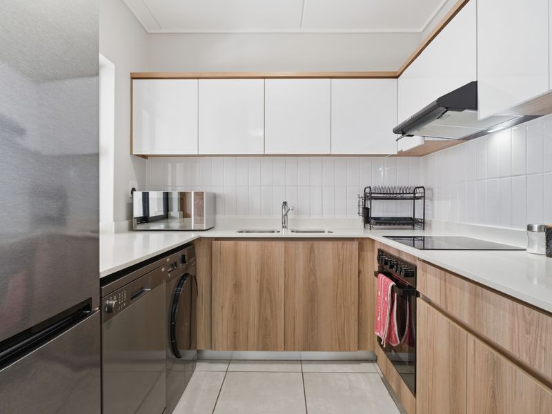 NEW SOLE MANDATE | Modern Coastal Living with Exceptional Lifestyle Amenities - Photo 7