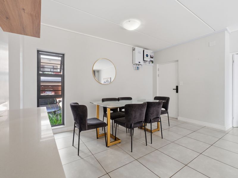 NEW SOLE MANDATE | Modern Coastal Living with Exceptional Lifestyle Amenities - Photo 5