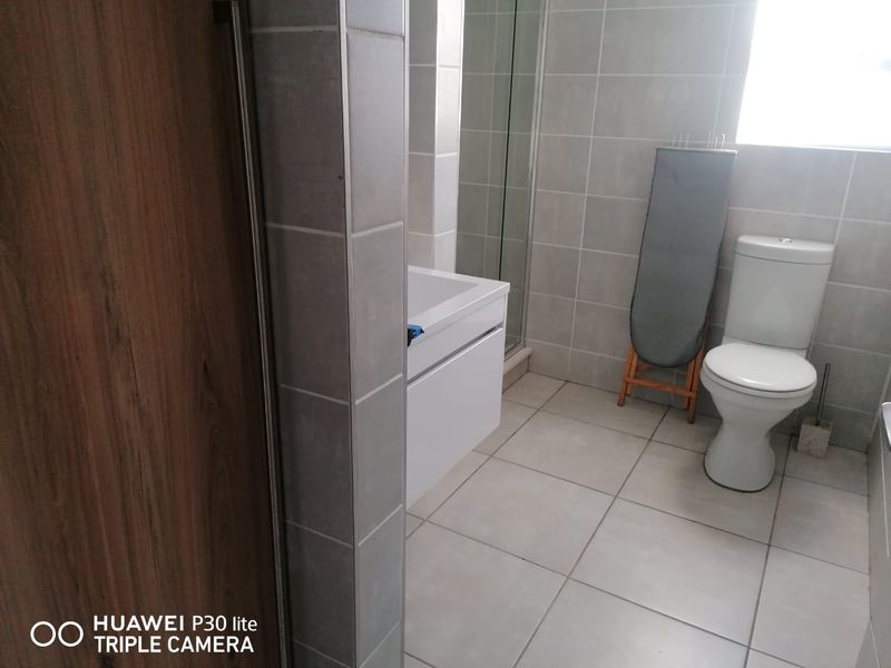 Apartment Rental Monthly In Pretoria - Photo 9