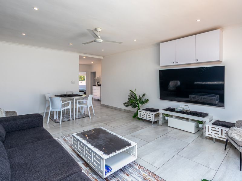 Beautifully Renovated 4-Bedroom Family Home with Pool, Security & Exceptional Outdoor Living - Photo 4