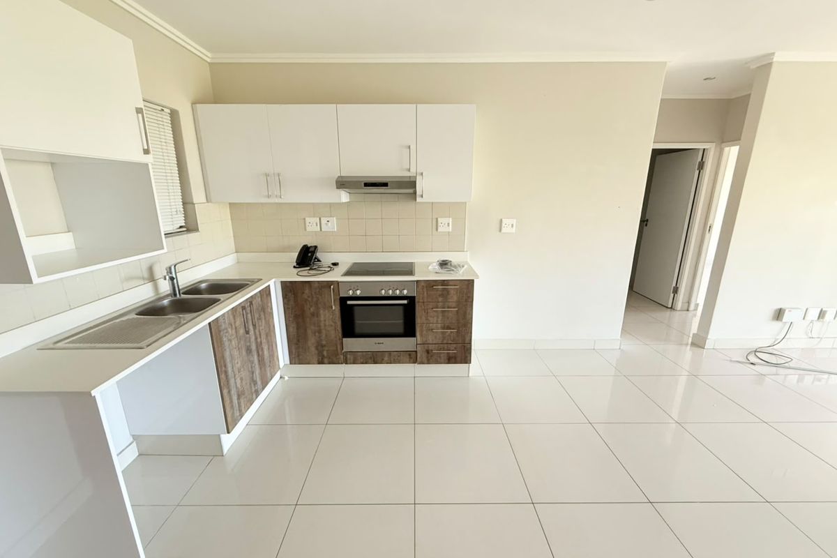 Modern 2-Bedroom Apartment to Rent in Ridge Town Central, Umhlanga - Photo 2