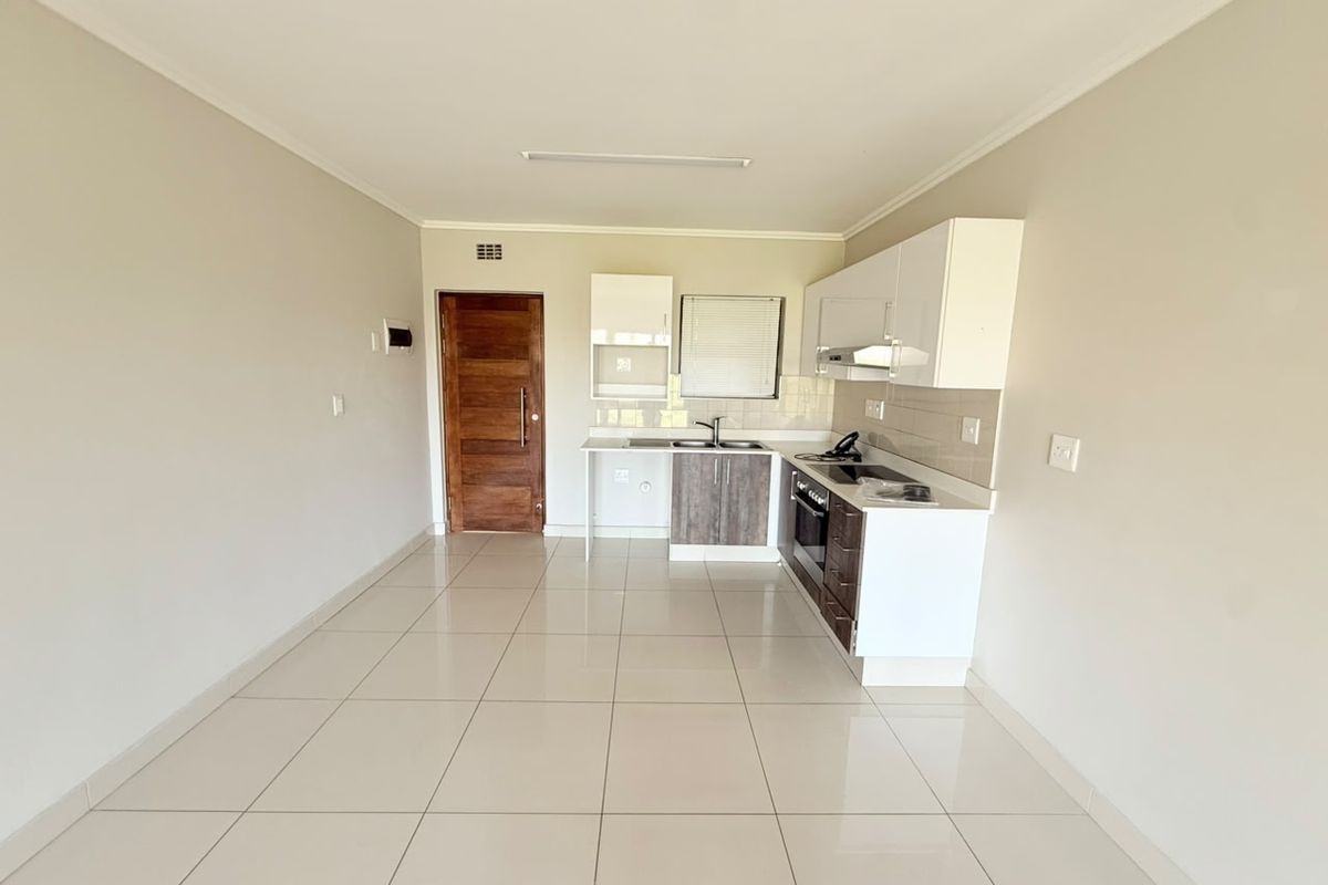Modern 2-Bedroom Apartment to Rent in Ridge Town Central, Umhlanga - Photo 4