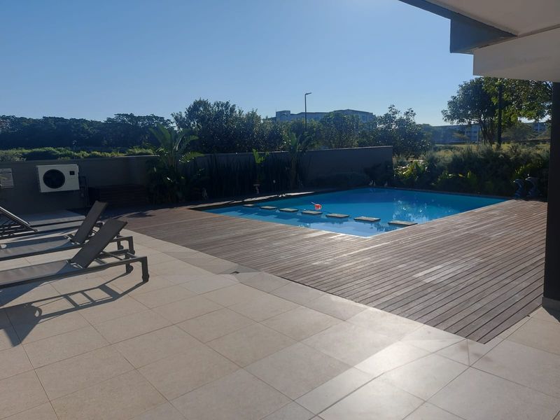 Modern 2-bedroom in the heart of Umhlanga Ridge. - Photo 3