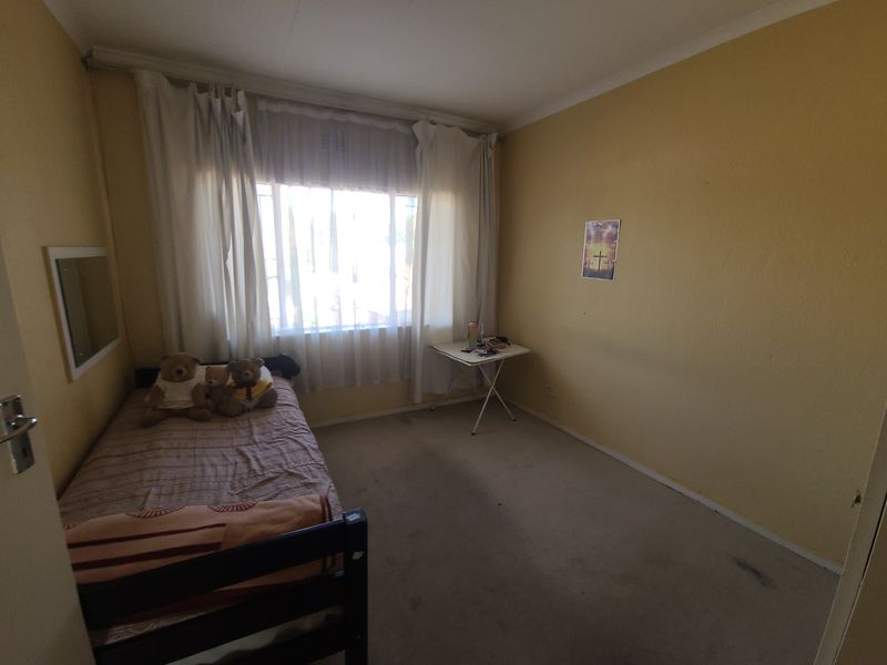 Pet-Friendly Duplex To Let – 3 Bedrooms | 2.5 Bathrooms | Private Garden - Photo 10