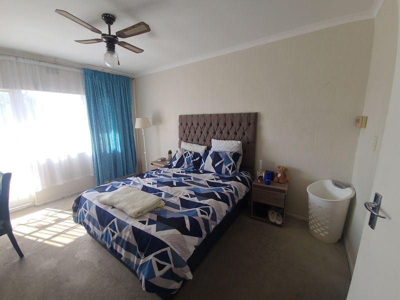 Pet-Friendly Duplex To Let – 3 Bedrooms | 2.5 Bathrooms | Private Garden - Photo 7