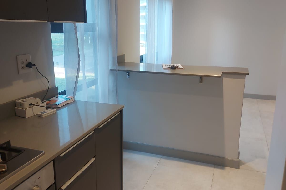 Luxury Studio Apartment in Umhlanga Ridgeside - Photo 3
