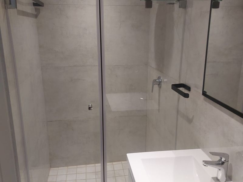 Luxury Studio Apartment in Umhlanga Ridgeside - Photo 10