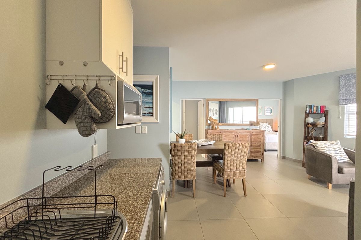 Stylish Coastal Living – Fully Renovated & Move-In Ready - Photo 3