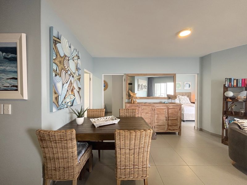Stylish Coastal Living – Fully Renovated & Move-In Ready - Photo 4