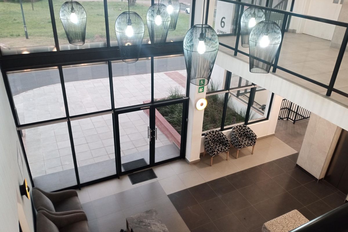 Convenient 1sft floor apartment for sale in Umhlanga Ridge - Photo 2