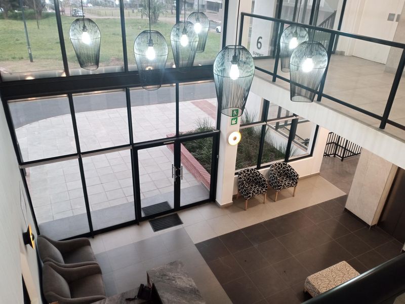 Convenient 1sft floor apartment for sale in Umhlanga Ridge - Photo 2