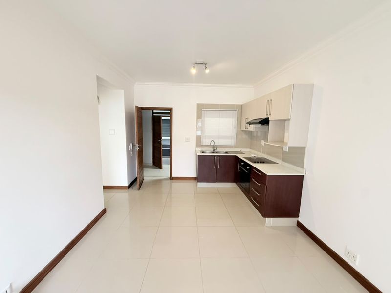 Modern 1-Bedroom Apartment for Rent in Park Avenue, Umhlanga - Photo 1