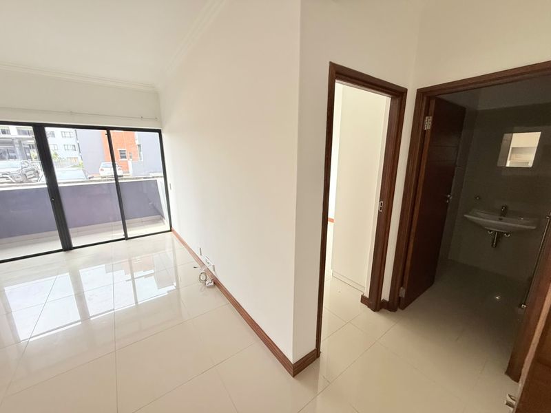 Modern 1-Bedroom Apartment for Rent in Park Avenue, Umhlanga - Photo 5