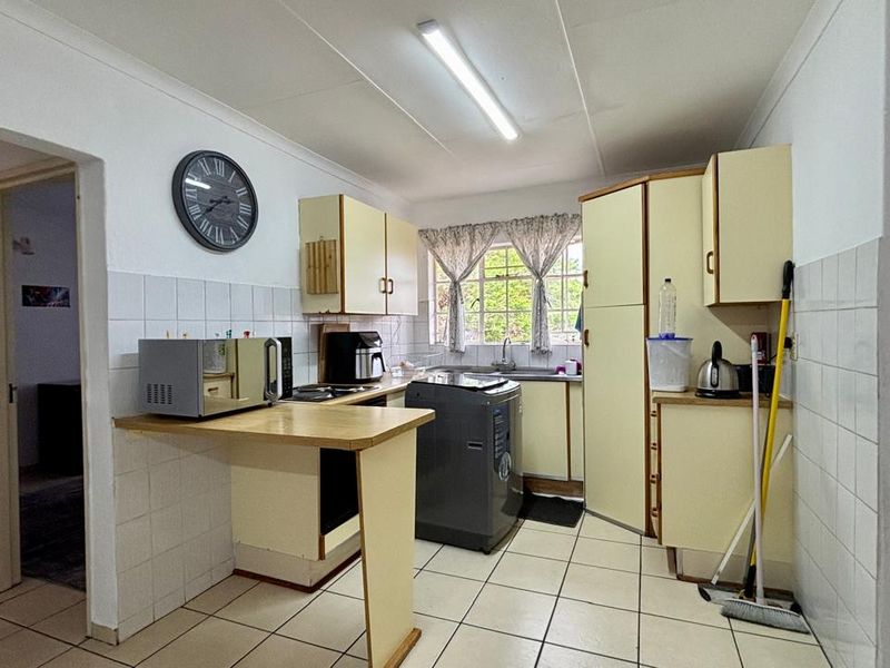 2 BEDROOM APARTMENT TO LET - Photo 6