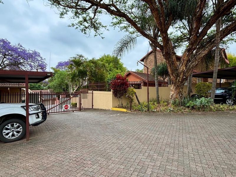 2 BEDROOM APARTMENT TO LET - Photo 2