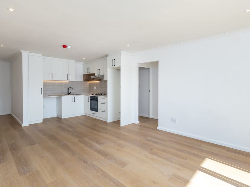 Luxury 2 Bedroom 2 Bath For Sale - Photo 3