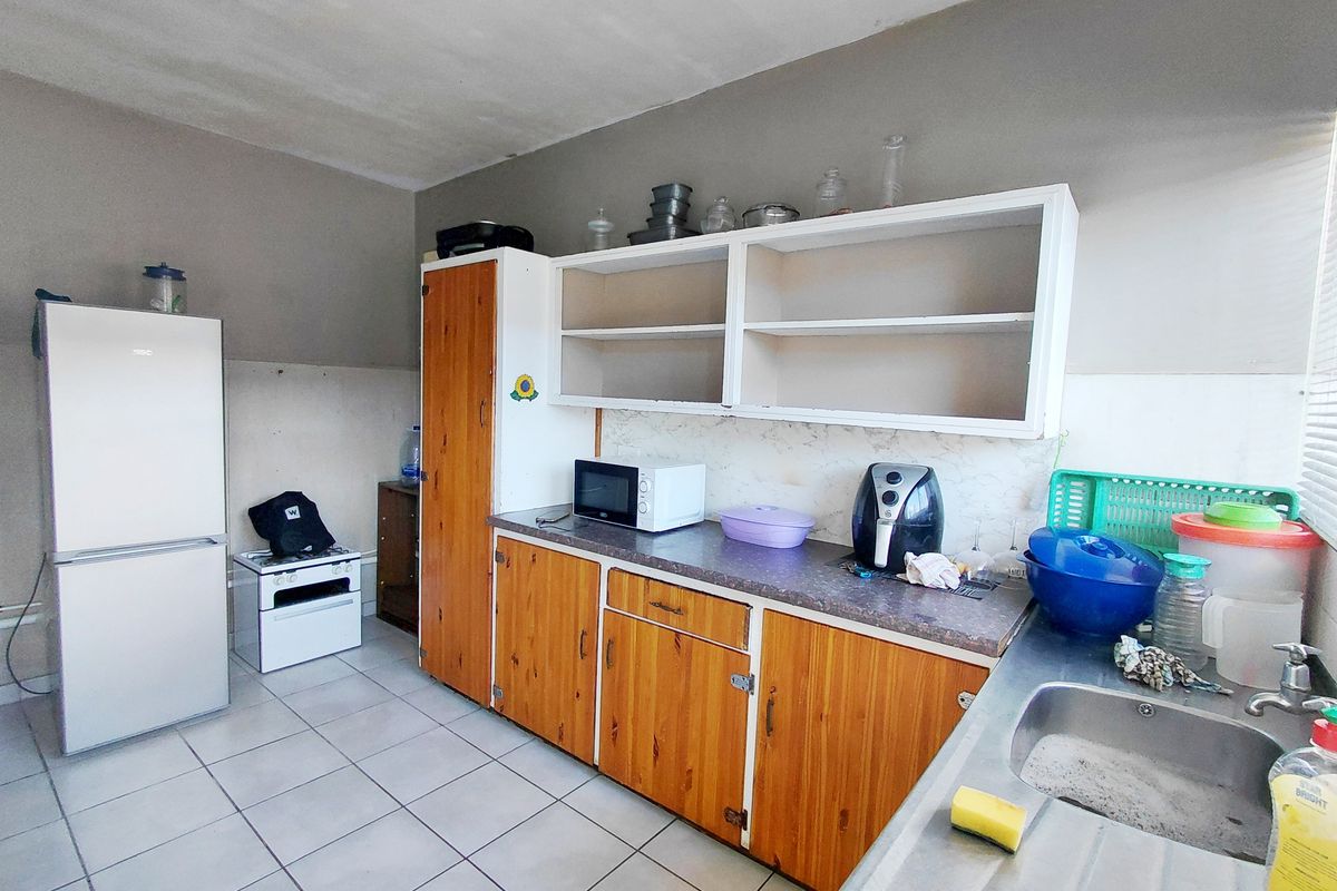 KABEGA 2 BED 1 BATH TOWNHOUSE FOR RENT - Photo 2