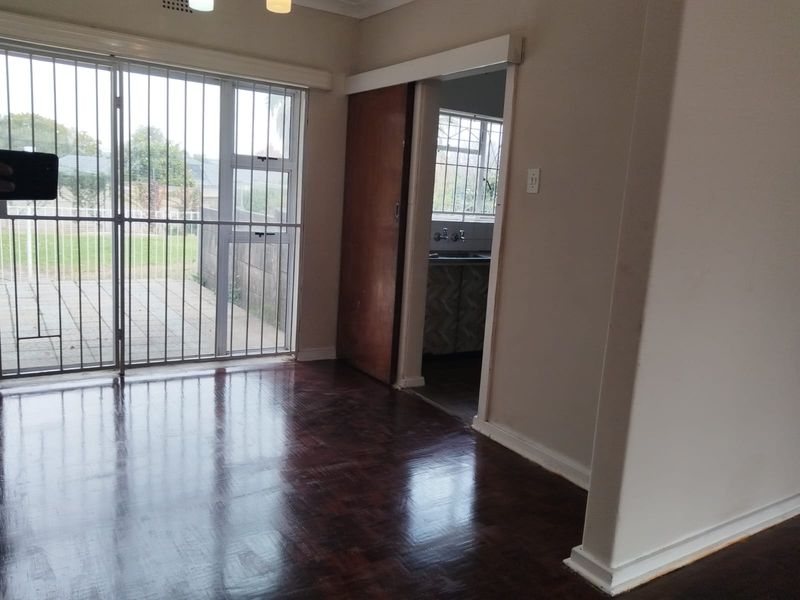 3 Bedroom House to Rent @ Rembrandt park - Photo 9