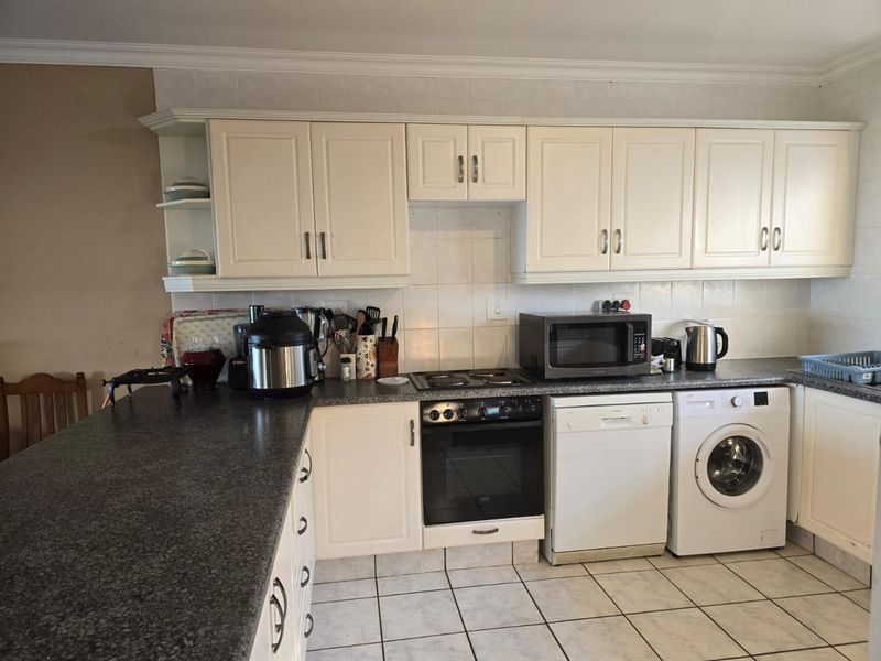 Apartment For Sale In Ballito - Photo 4