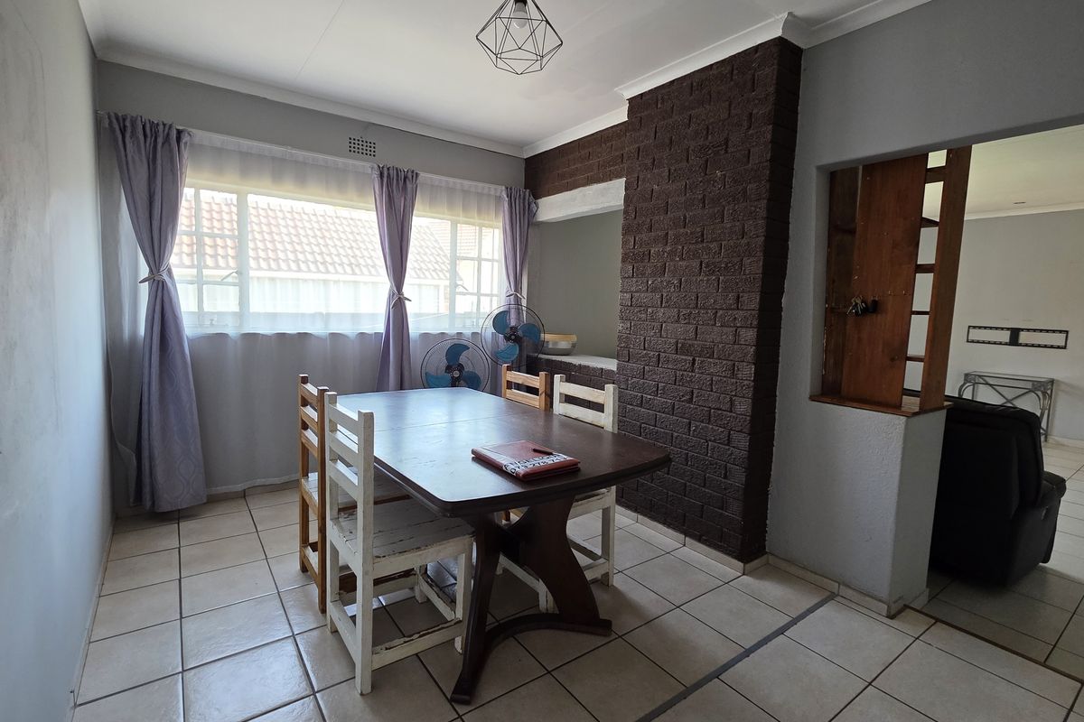 4 Bedroom Family Home in Sought-After Ferryvale, Nigel - Photo 3