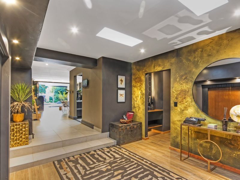 An Extraordinary Executive Home of Pure Perfection - Photo 5