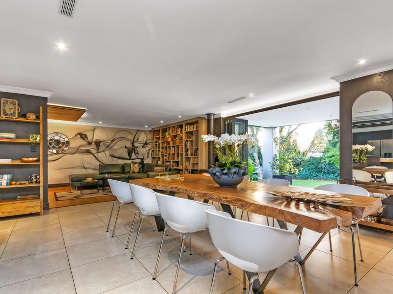 An Extraordinary Executive Home of Pure Perfection - Photo 7