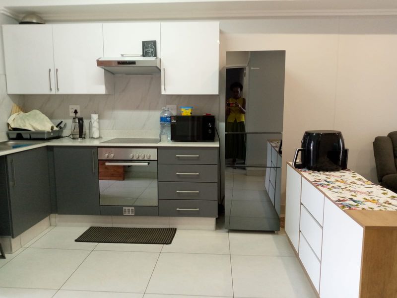 2 Bedroom apartment to let in Umhlanga Presented by Only Realty Apartmentbox. - Photo 8
