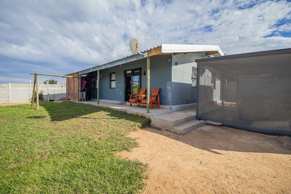 SOLE EXCLUSIVE MANDATE | Peaceful 2 Bedroom Home with Stunning Farmland Views in Moorreesburg - Photo 5