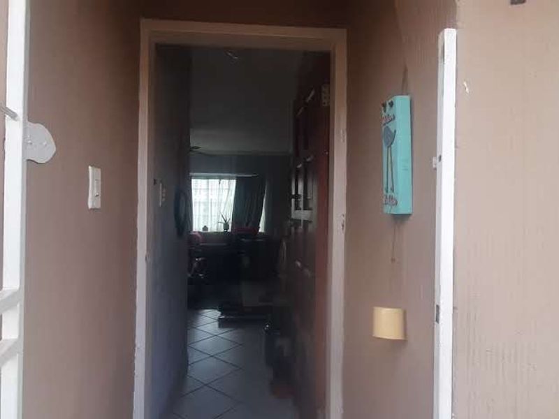 A Cozy Home for New Memories! - Photo 5