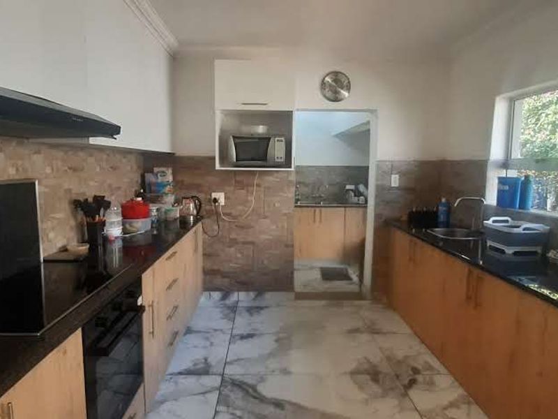 A Statement Home That Has It All! - Photo 4