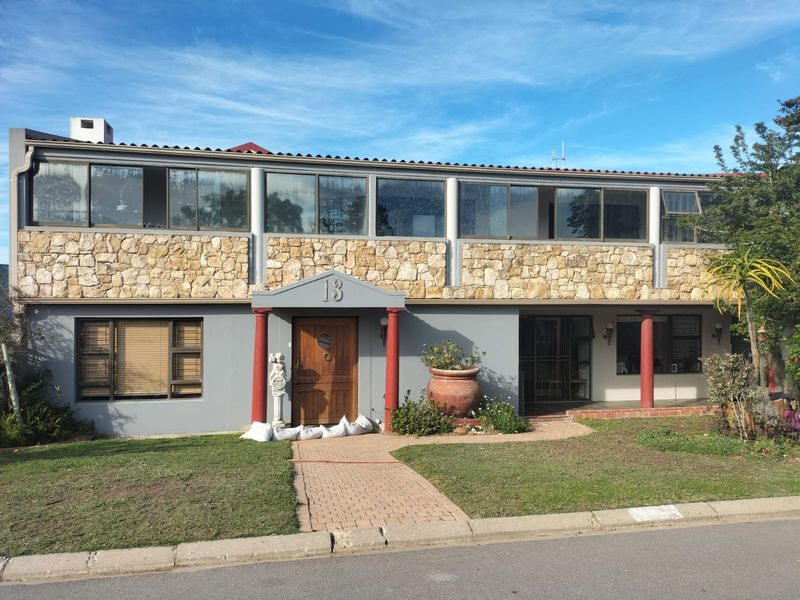 Immaculate Double-Storey Family Home with Multiple Entertainment Areas and Ample Parking - Photo 1