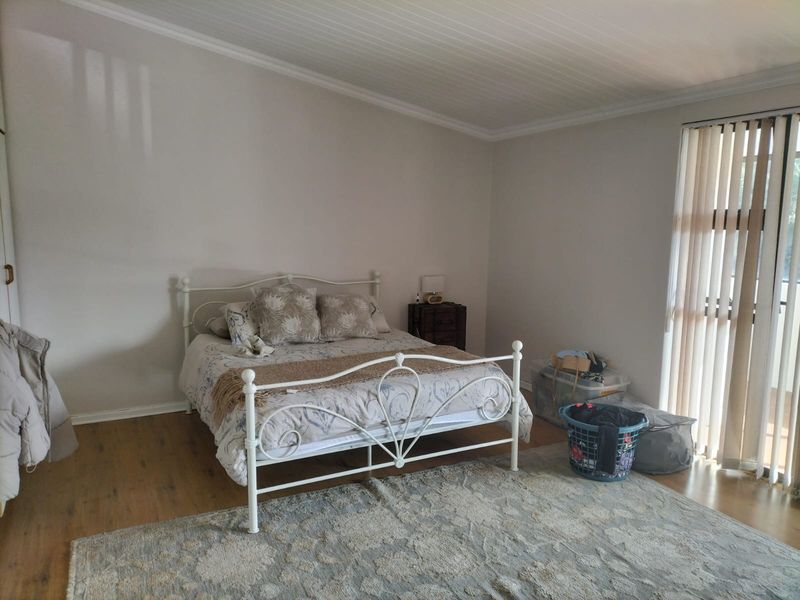 Immaculate Double-Storey Family Home with Multiple Entertainment Areas and Ample Parking - Photo 10
