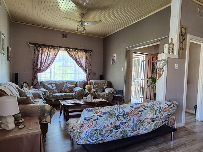 Casseldale Family Home - Photo 3