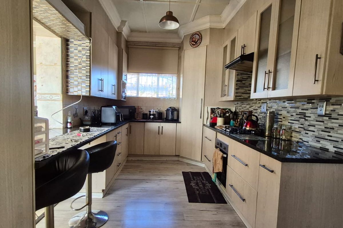 Casseldale Family Home - Photo 5