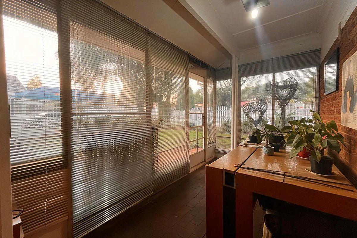 Beautiful Family Home in Brenthurst - Photo 5