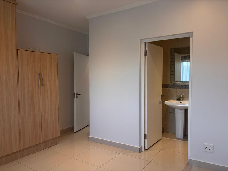 Apartment For Sale In Umhlanga - Photo 10