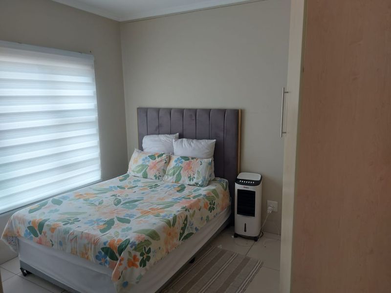 Modern 2-Bedroom Apartment | Umhlanga Ridge - Photo 6