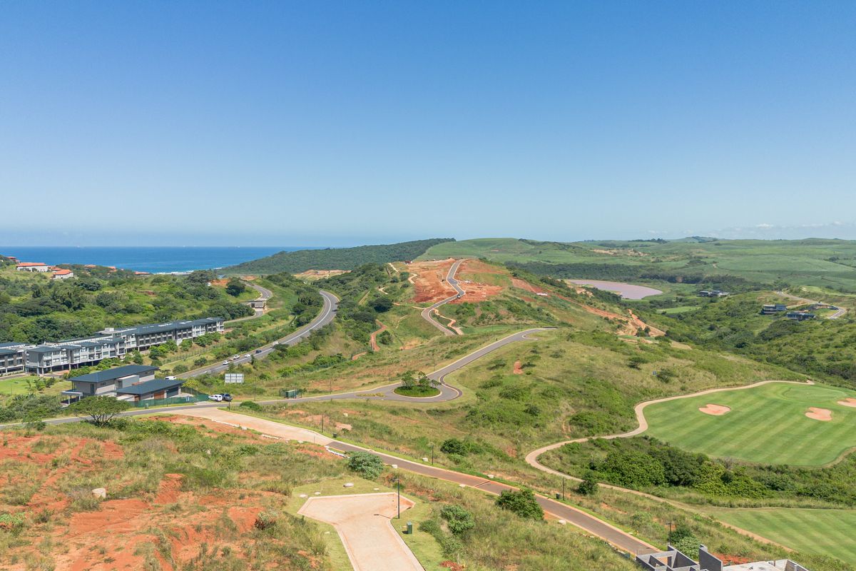 4-Bedroom Luxury Home in Zimbali Lakes Resort - Photo 4
