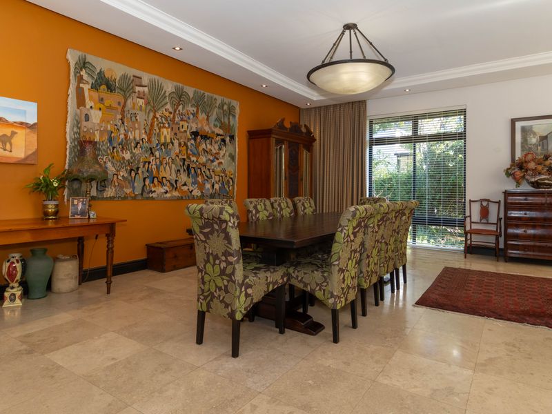 Exceptional Balinese-Inspired Family Residence on the River - Photo 7