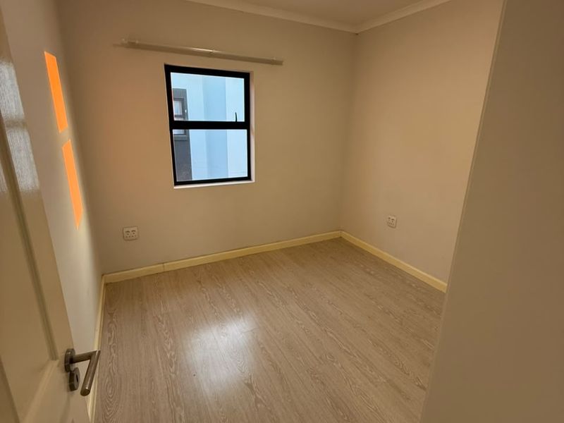 Modern 2-Bedroom, 2-Bathroom Apartment – Available - Photo 7