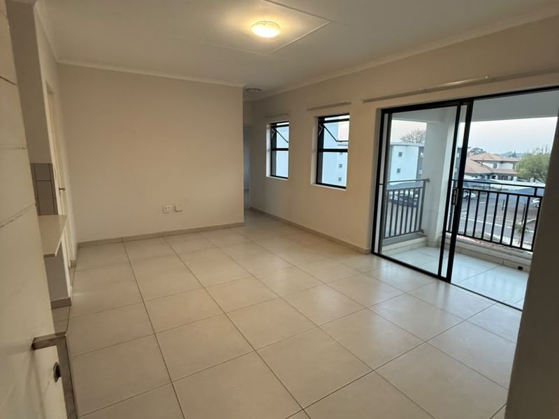Modern 2-Bedroom, 2-Bathroom Apartment – Available - Photo 10