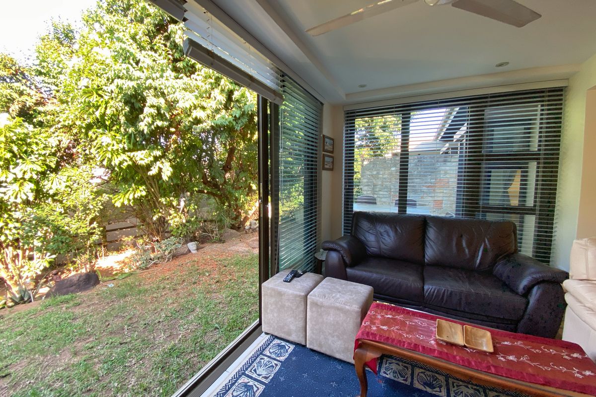 Pet-Friendly Furnished & Equipped 2 Bedroom Townhouse | Brettenwood Coastal Estate - Photo 5