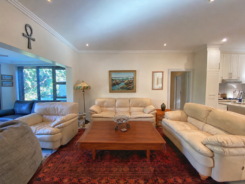 Pet-Friendly Furnished & Equipped 2 Bedroom Townhouse | Brettenwood Coastal Estate - Photo 2