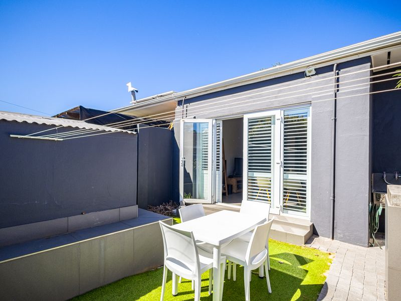 Contemporary Semi-Detached Home with Mountain Views & Proven Airbnb Income - Photo 10