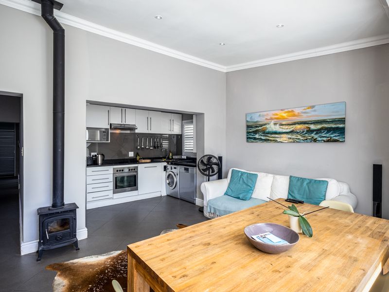 Contemporary Semi-Detached Home with Mountain Views & Proven Airbnb Income - Photo 5