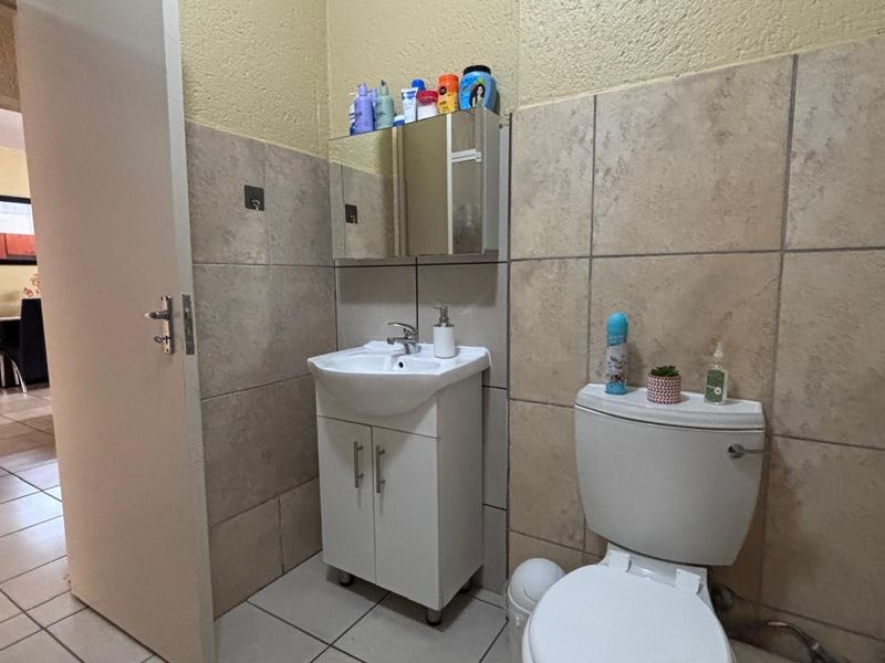 2 BEDROOM APARTMENT TO LET - Photo 9