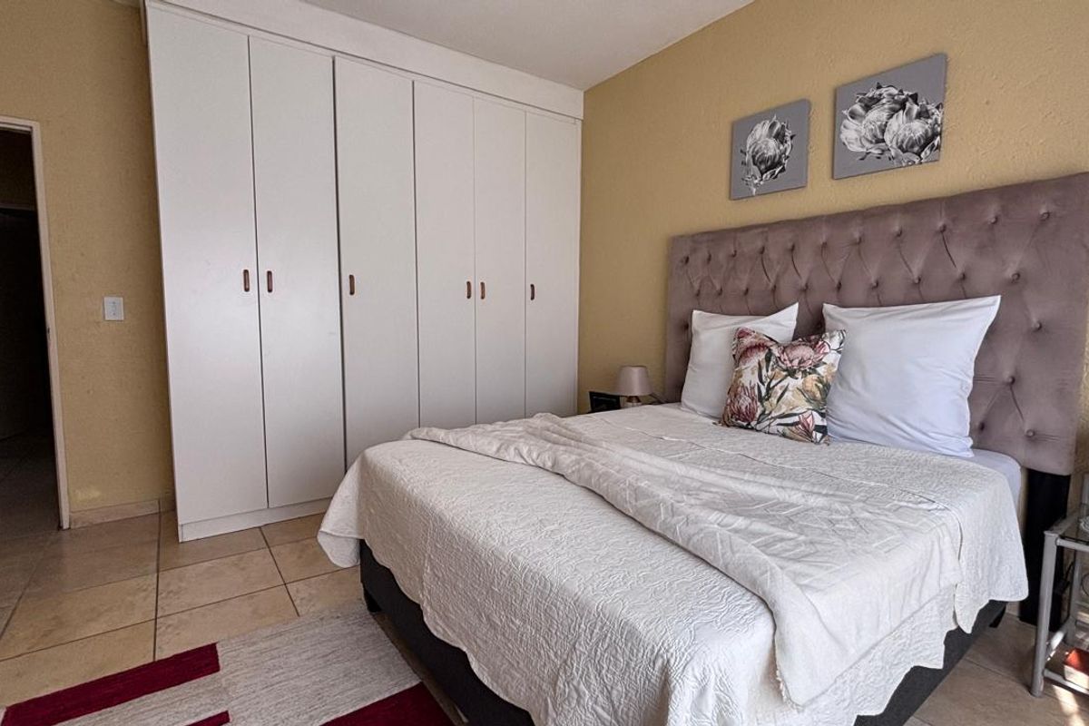 2 BEDROOM APARTMENT TO LET - Photo 5