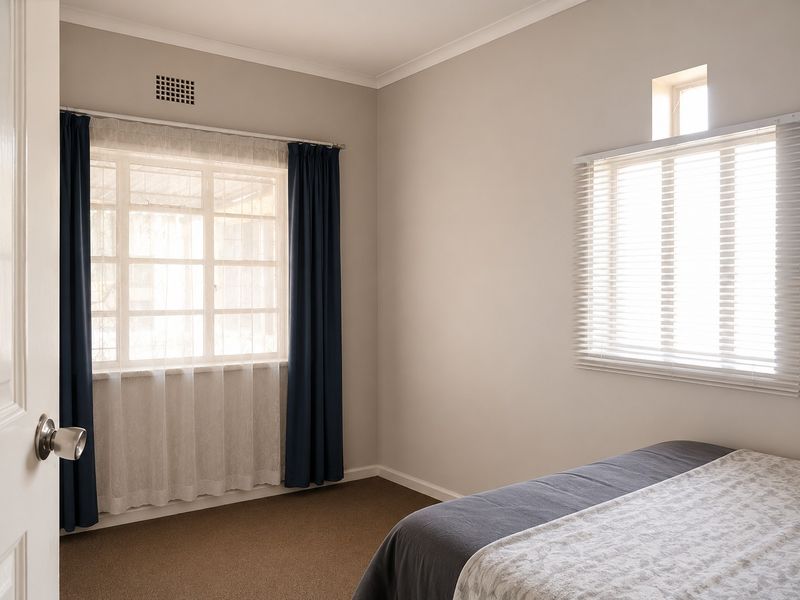 5 Bedroom House with Flatlet for sale in Strubenvale - Photo 9